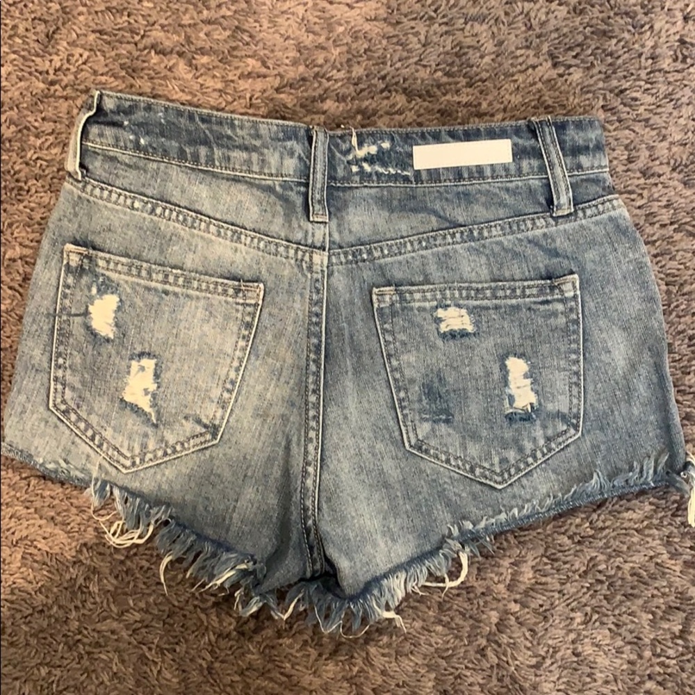 Denim shorts - Picture 2 of 3